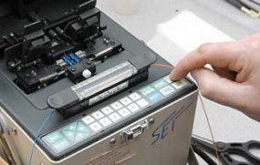 splicing fiber optics